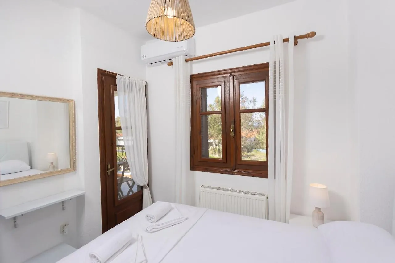 Villa Beta - 5Min Walk To Beach, Bbq, Parking Pefkochori