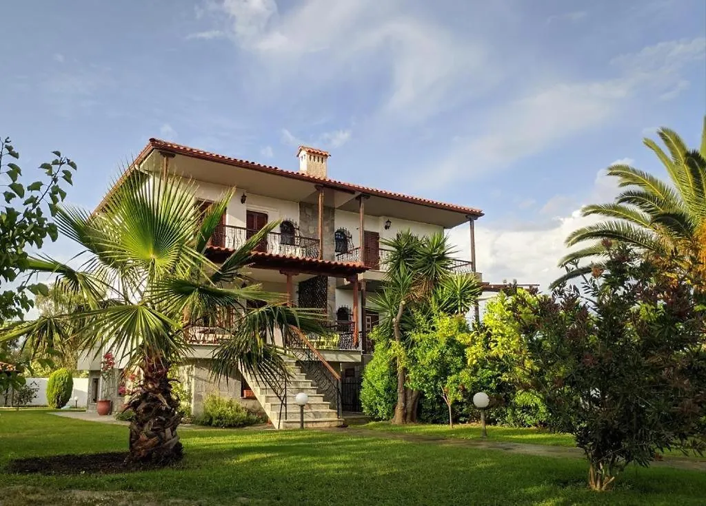 Villa Beta - 5Min Walk To Beach, Bbq, Parking Pefkochori