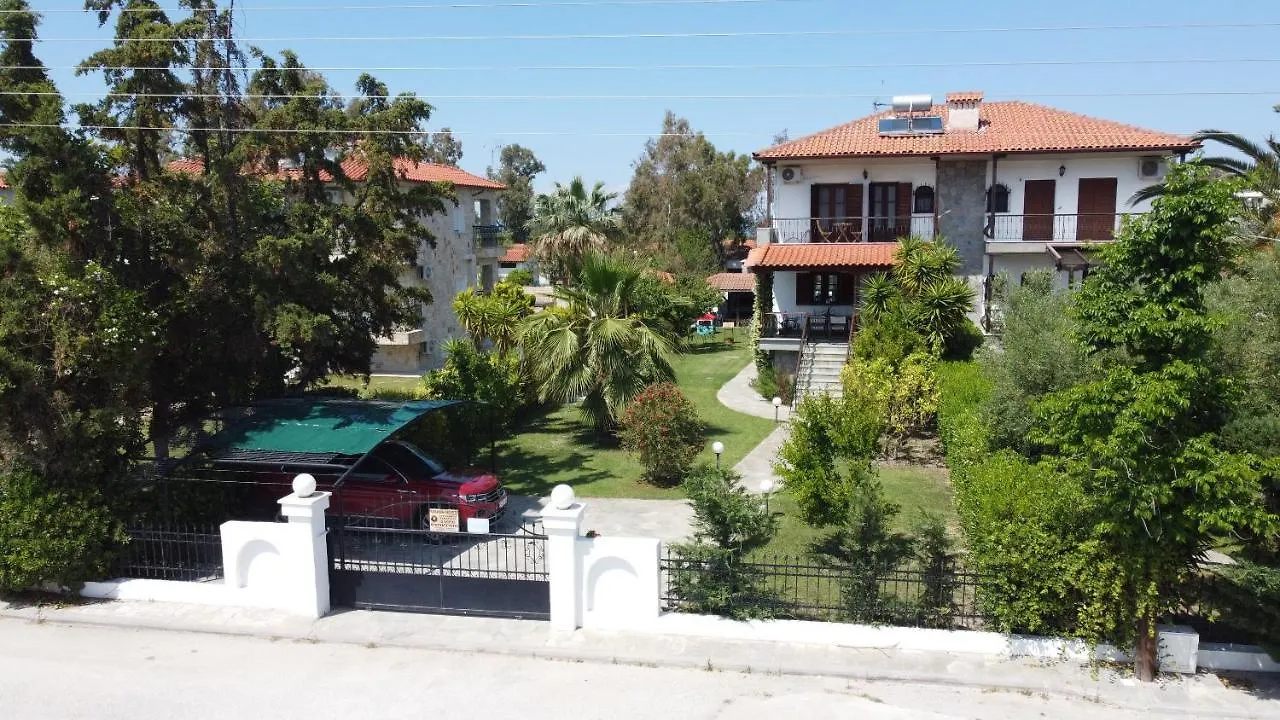 Villa Beta - 5Min Walk To Beach, Bbq, Parking Pefkochori