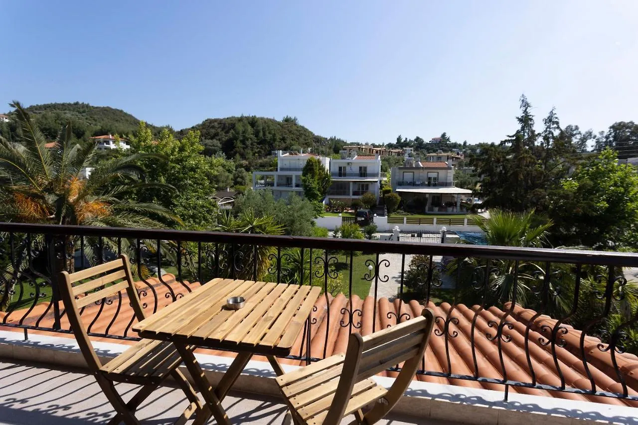 Villa Beta - 5Min Walk To Beach, Bbq, Parking Pefkochori 0*,  Yunanistan
